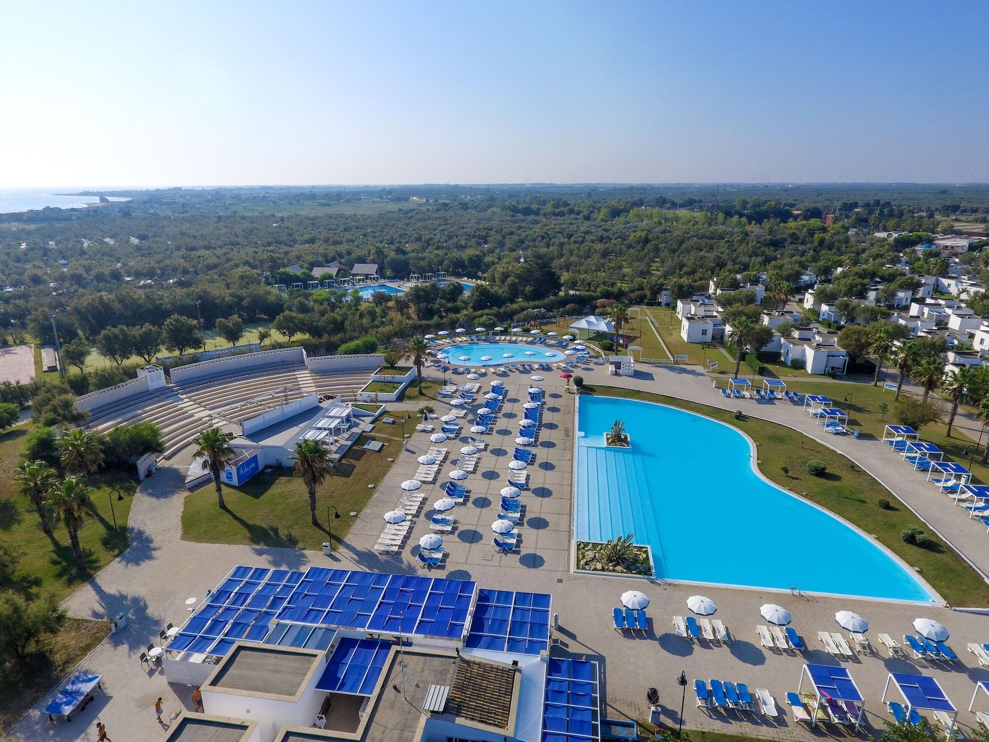Отель Futura Club Торре-Ринальда Экстерьер фото